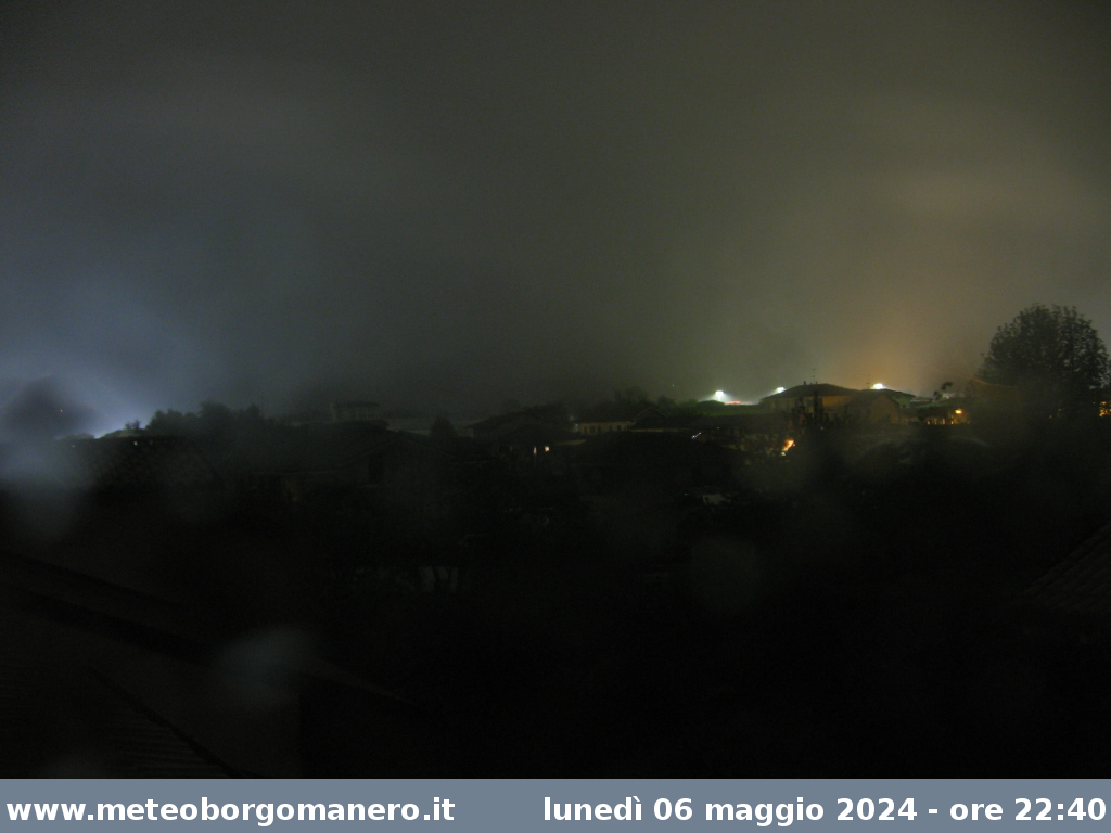 http://www.meteoborgomanero.it/webcam.php